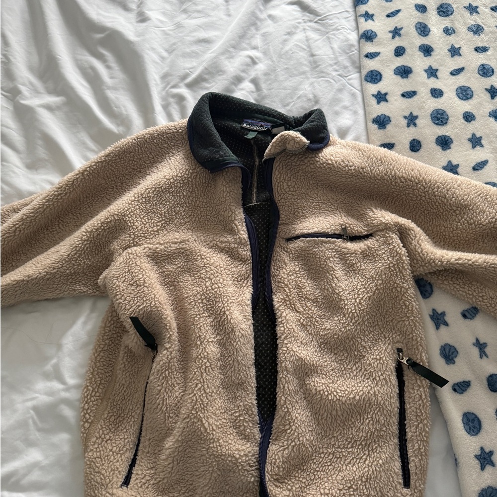 Patagonia Cream and Black Fleece Jacket